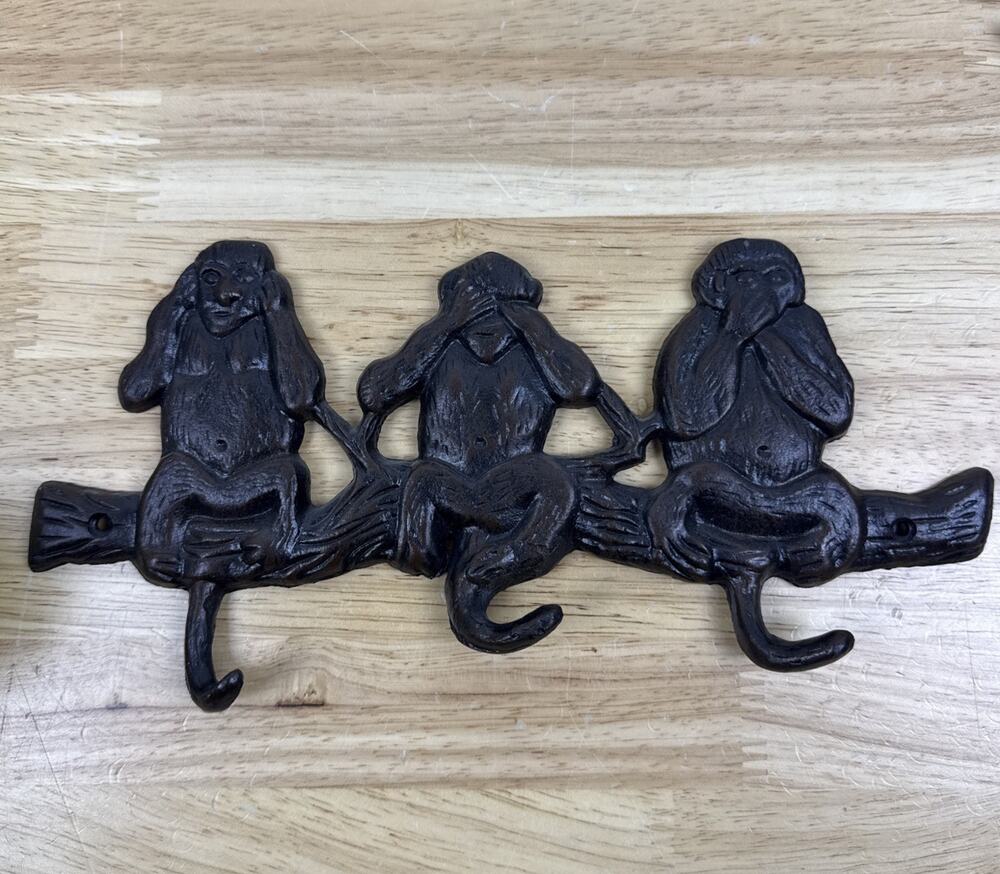 Wise Monkey Wall Hook Rack Cast Iron Keys Clothes Rustic 3 Tail Hooks 11”